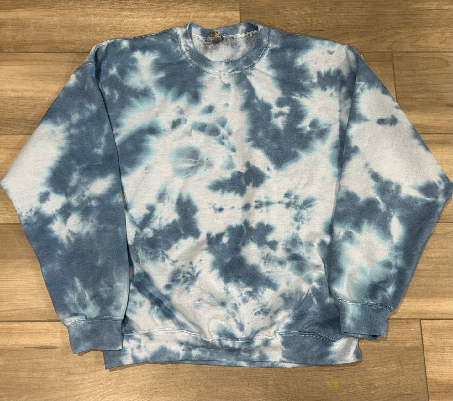 Blank Tie Dye Top in Royal