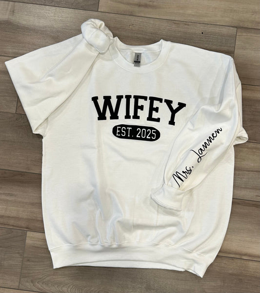 Wifey EST Puff Printed Top