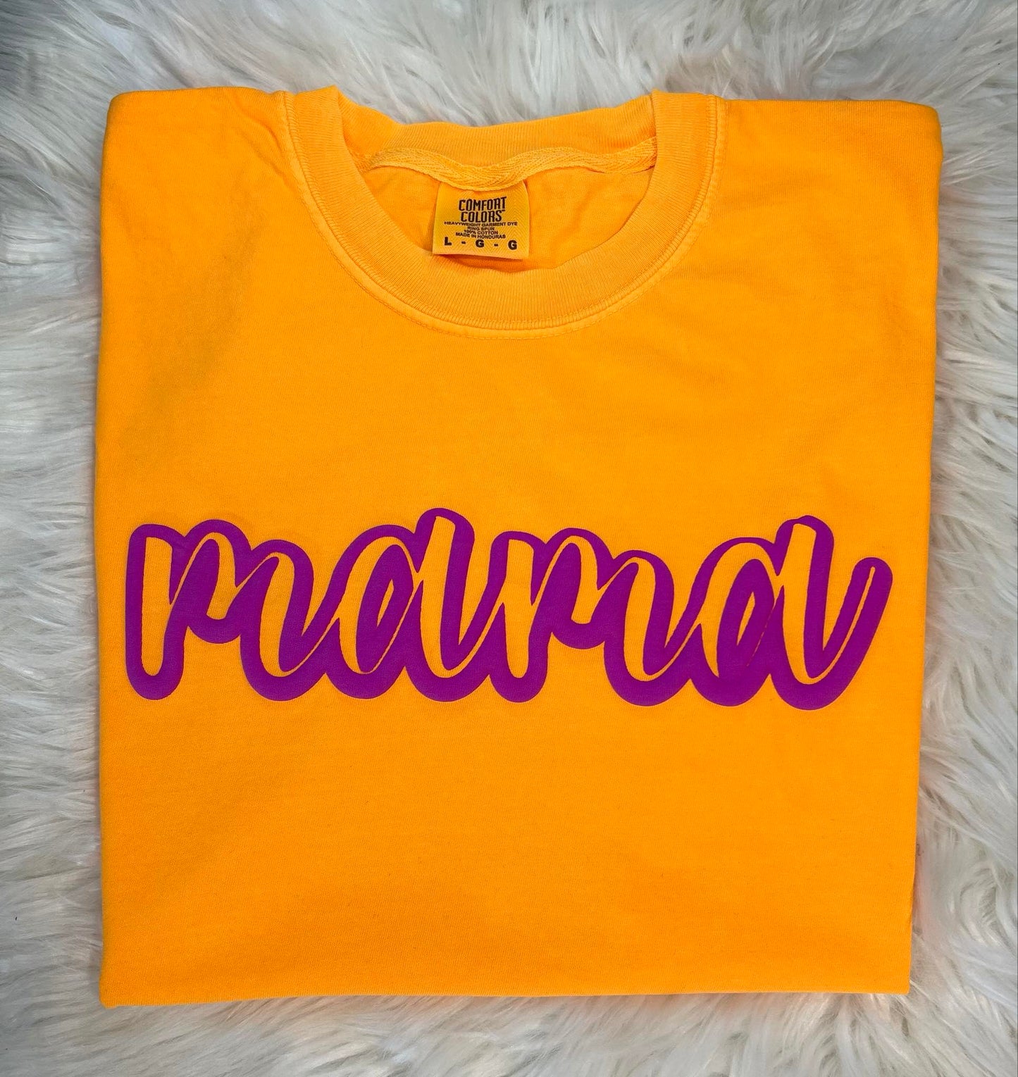 Mama Cursive Outline Puff Print