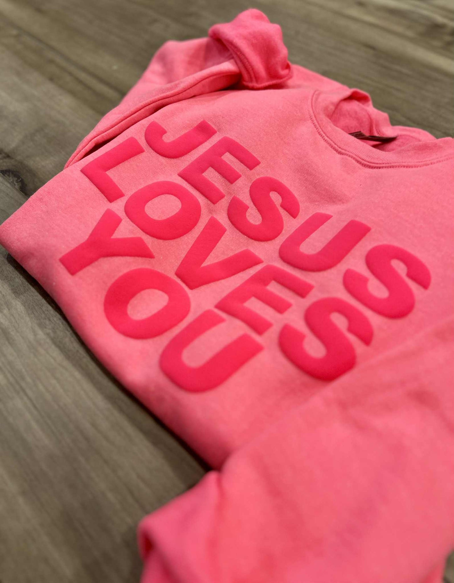 Jesus Loves You Puff Print