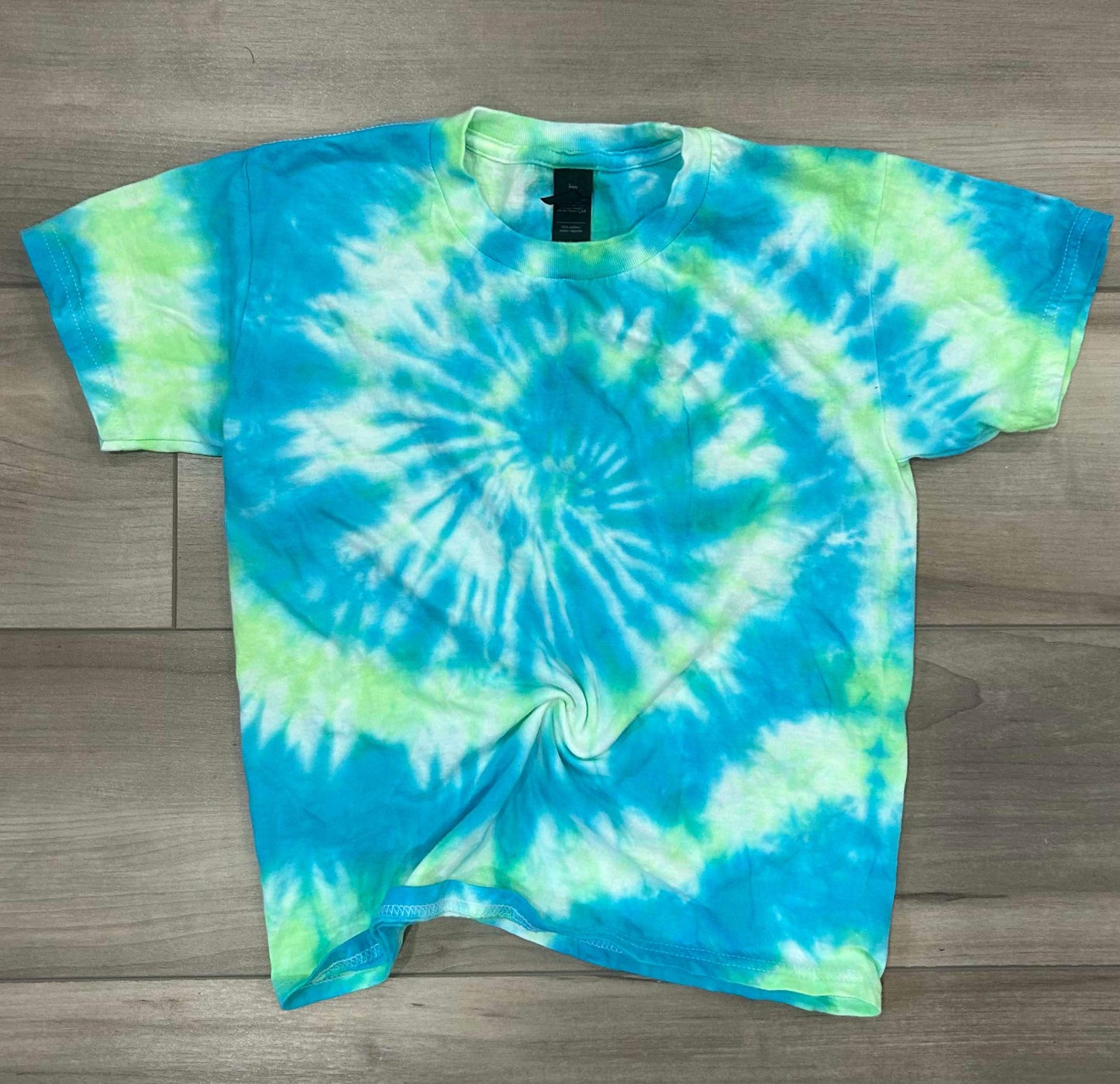 WS Kids Blank Tie Dye Top in Razzapple Swirl