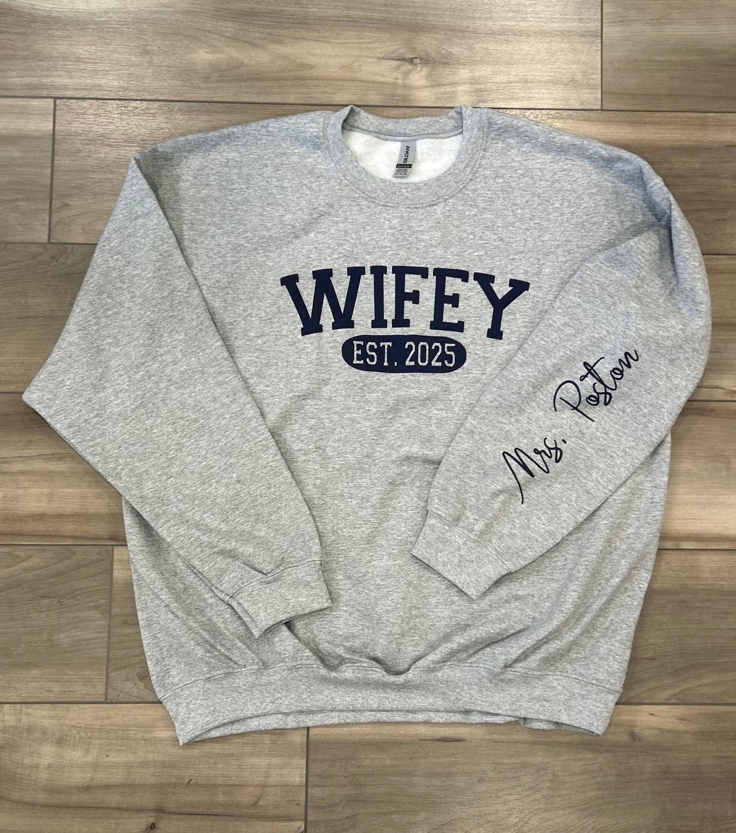 Wifey EST Puff Printed Top