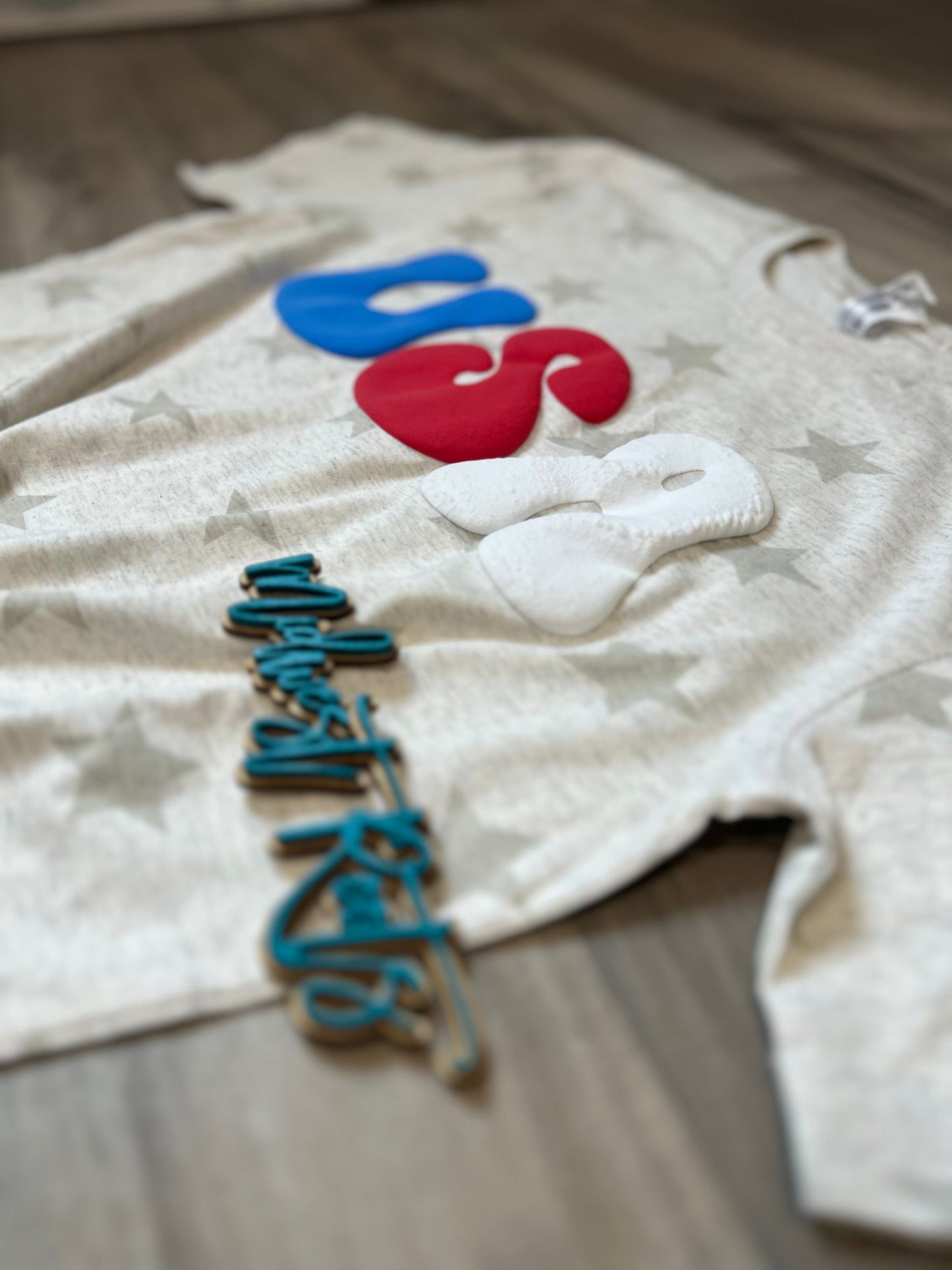 Custom Mascot Multidimensional Glitter with Puff Printed Top