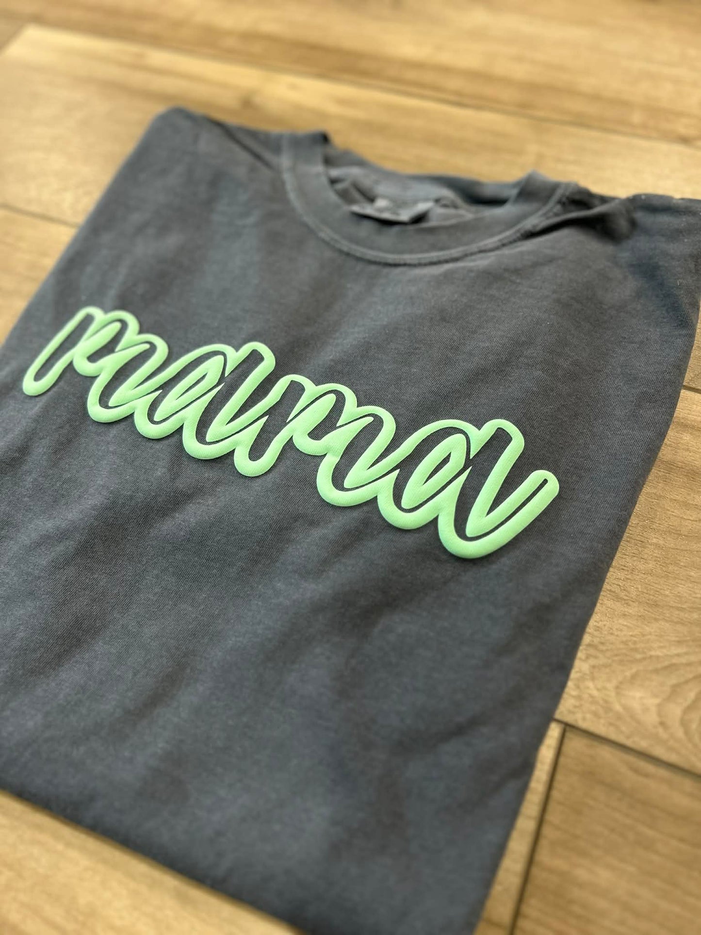 Mama Outline Puff Print Top