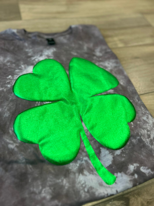 Metallic Puff Printed Clover Dyed Top