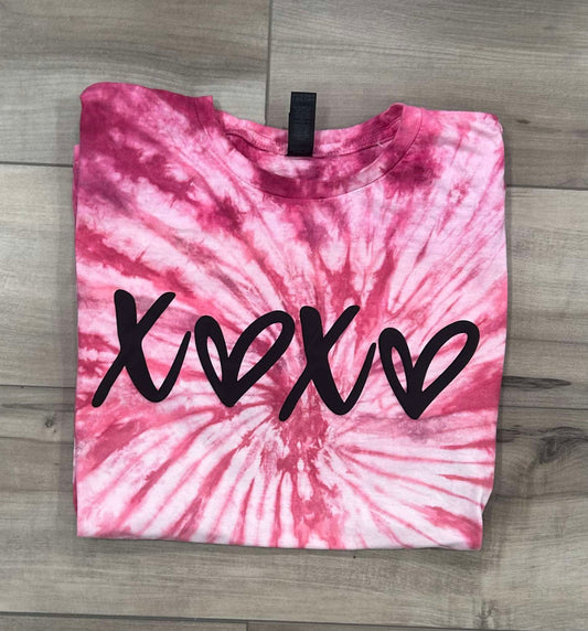 WS Completed Kids XOXO Puff Printed Tie Dye Top in Pink Fusion