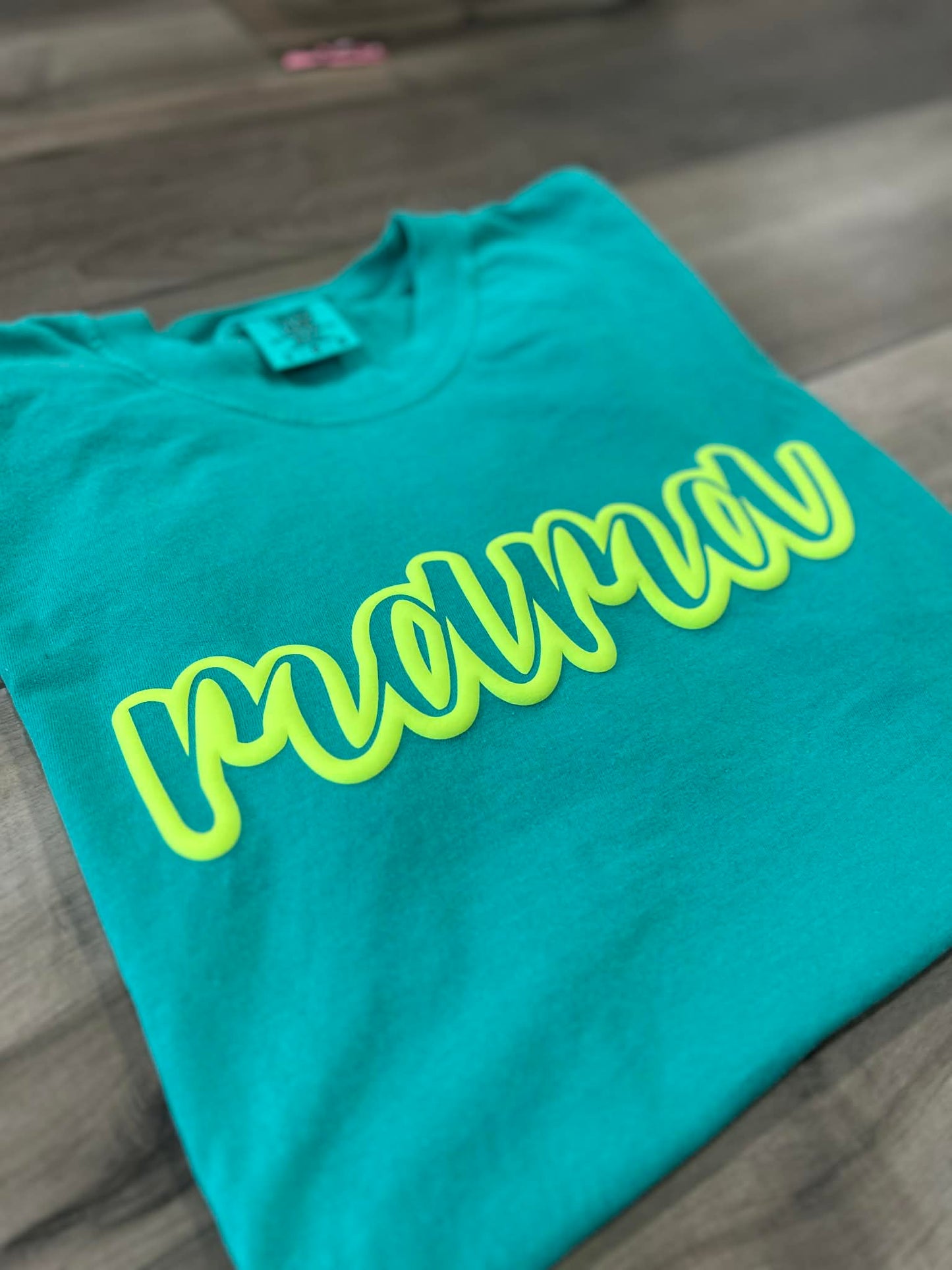 Mama Outline Puff Print Top
