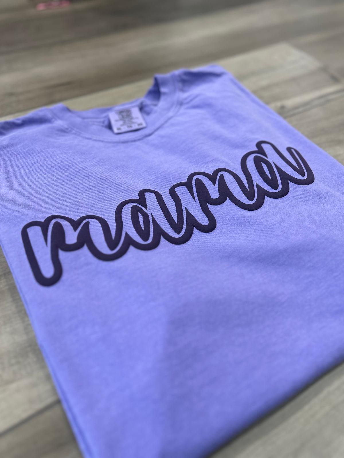 RTS Mama Outline Puff Print Top in Purple