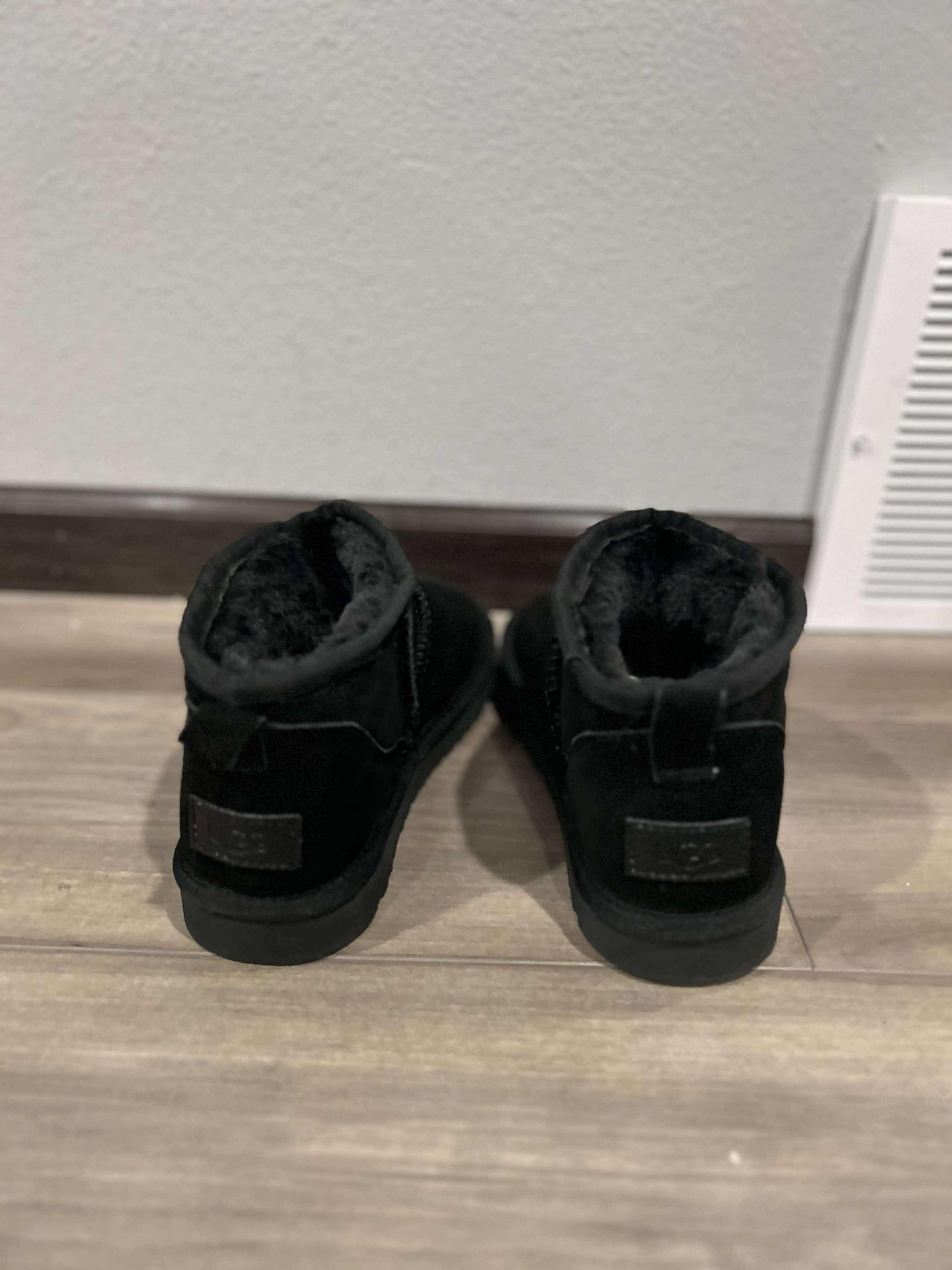 PRE ORDER Branded Kids Fur Lined Boots