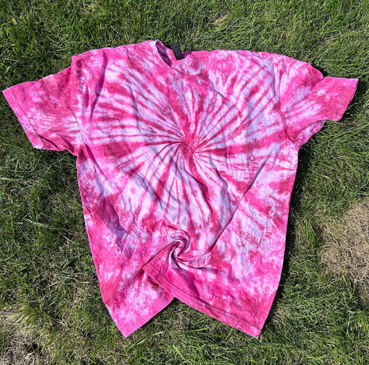 Blank Tie Dye Top in Pink Fusion