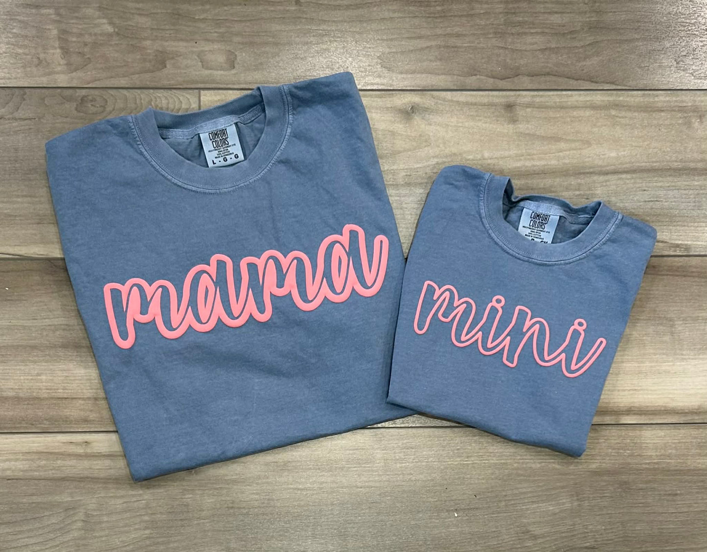 Mama Outline Puff Print Top