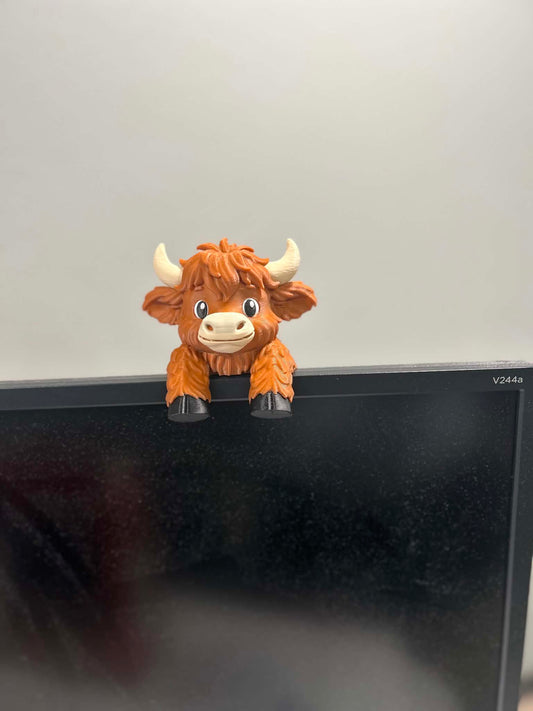 3D Printed Highland Cow Monitor Buddy