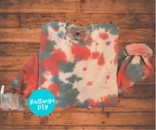 Blank Tie Dye Top in Red & Green