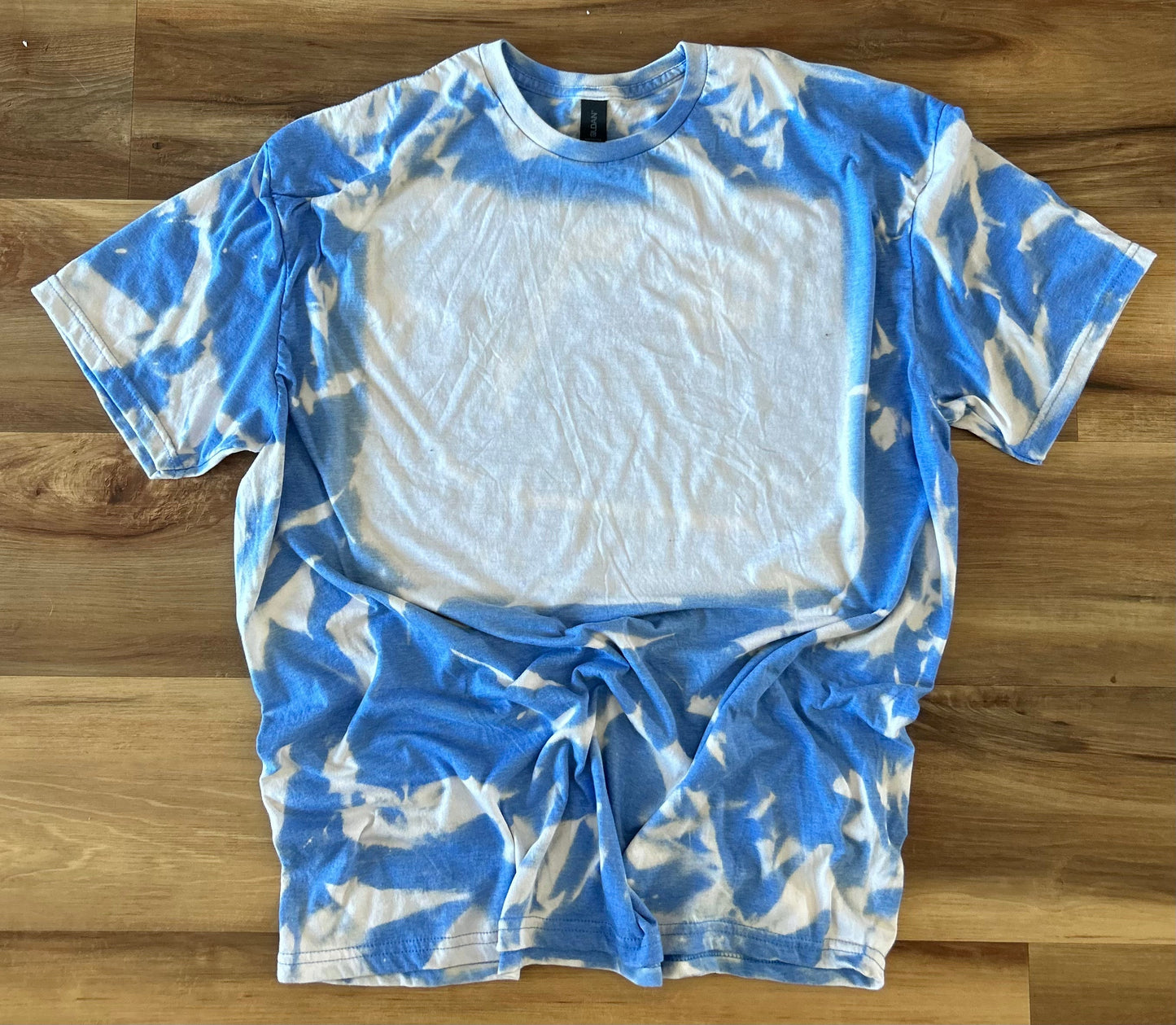 Blank Bleached T-shirt in Heather Sapphire