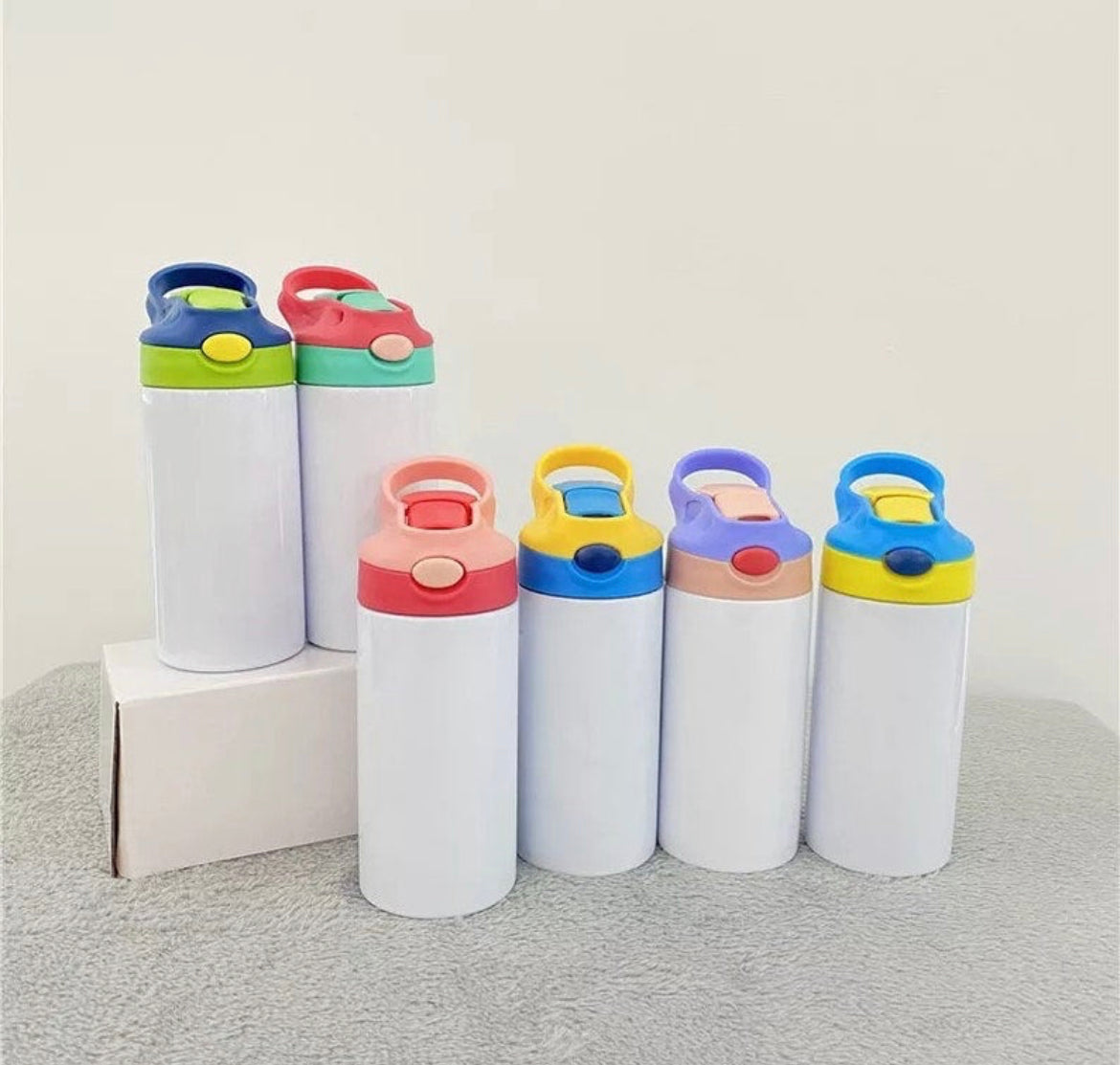 Whi_e Cl_w Kids Sippy/Water Bottle